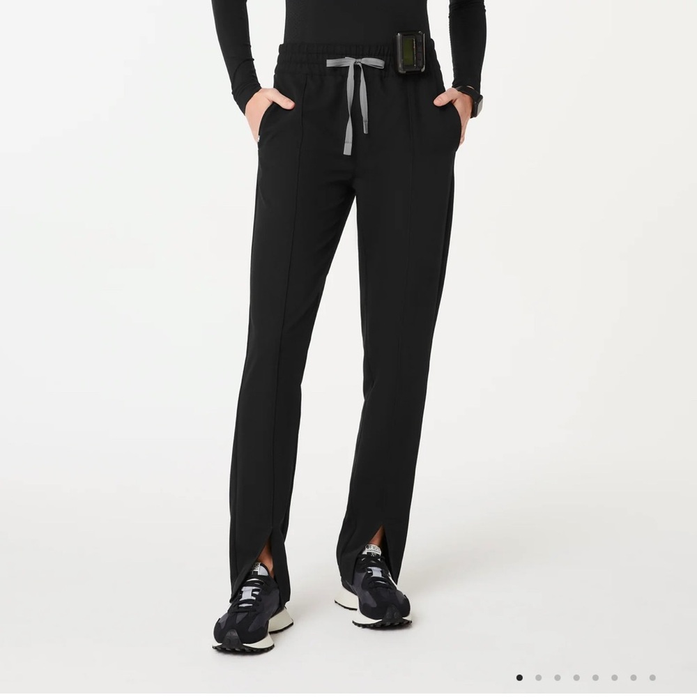 Figs Racing Black Lira Split Hem - Scrub Pants. Size XL.